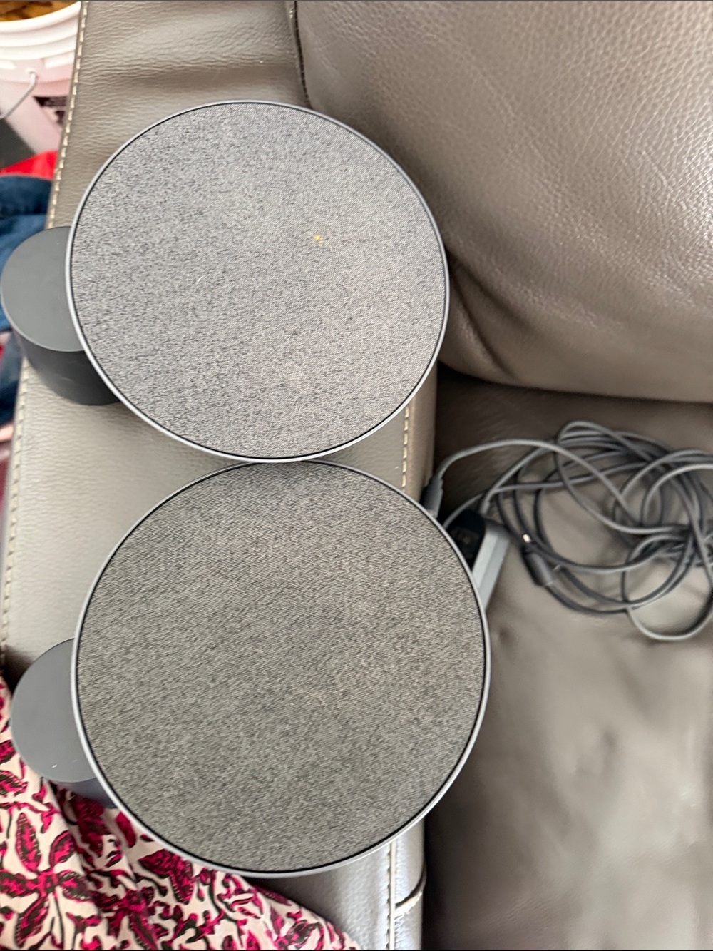 Logitech Dark Gray Fabric Wireless Charging Pad Duo